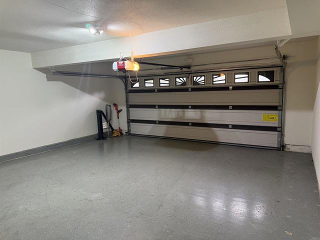 Building Photo - 2471 Nielsen St