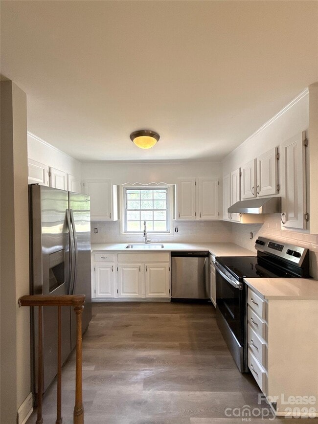 Building Photo - 7124 Starvalley Dr