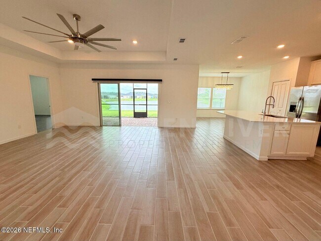 Building Photo - 2717 White Cedar Ln