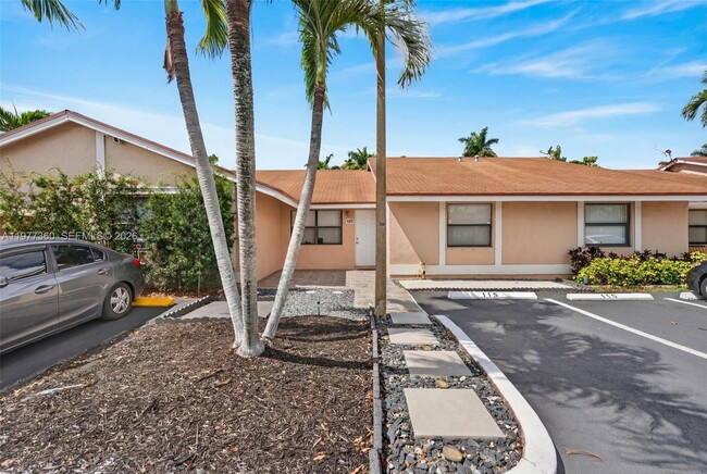 Building Photo - 7680 SW 156th Ct