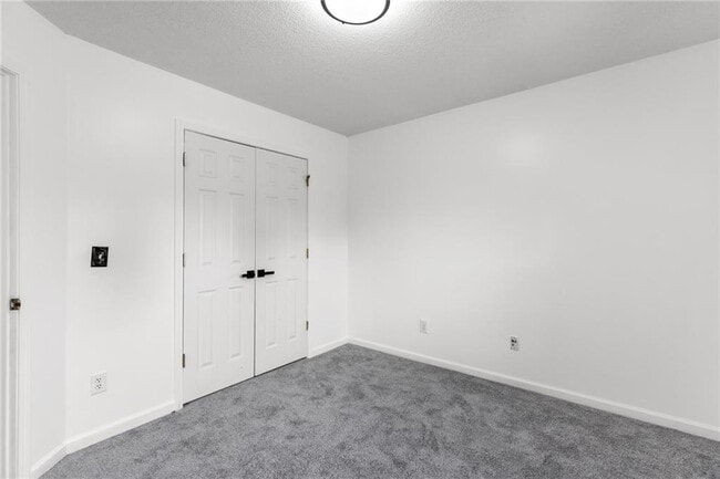 Building Photo - 1612 Branch Creek Cove