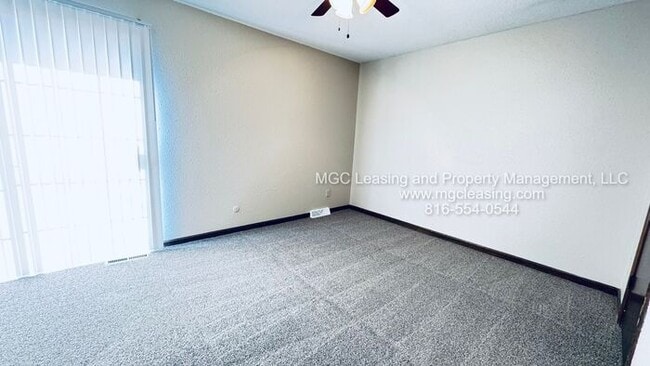 Building Photo - Millwood Townhomes with view of Lake Tapawingo from your bedroom balcony