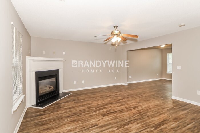 Building Photo - 628 Stadler Pointe