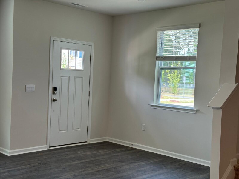 Building Photo - 854 Old Tarboro Rd