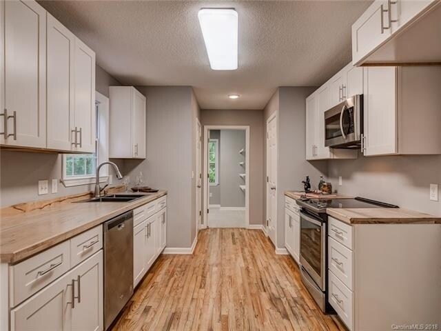 Building Photo - 104 Unadilla Ave