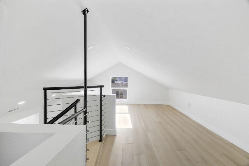 Building Photo - 1327 W Speedway Blvd