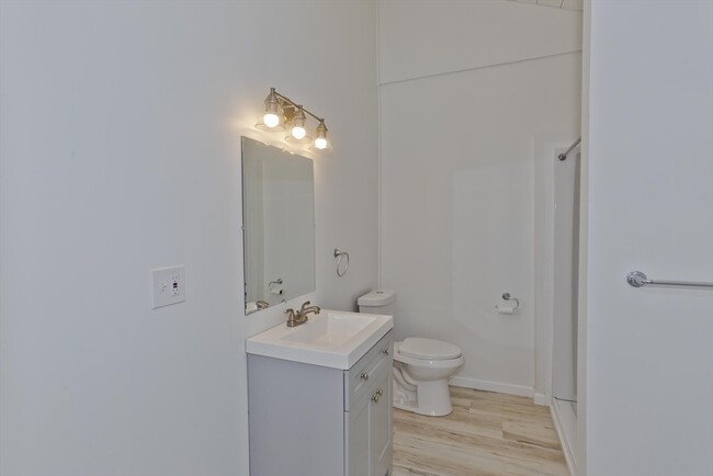 Building Photo - 16 Knightville Dam Road