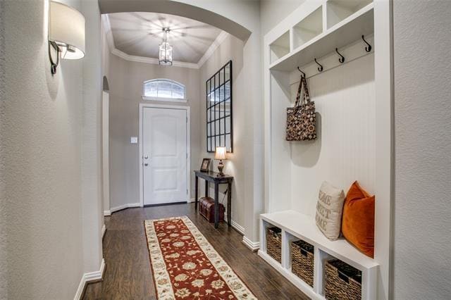 Building Photo - 2007 Highland Dr