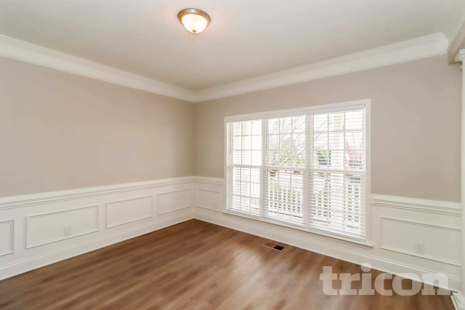 Building Photo - 619 Harrison Dr NW