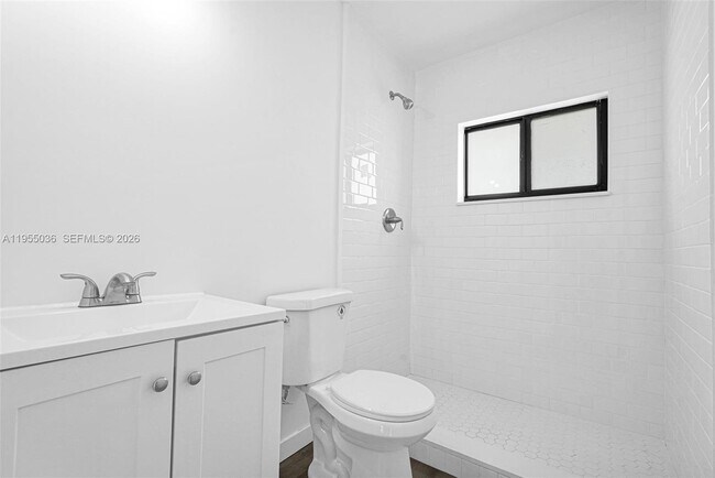 Building Photo - 13210 Memorial Hwy