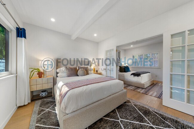 Building Photo - Gated Tiburon Bayfront Estate | Sweeping Bay Views & Pool - FOUNDATION