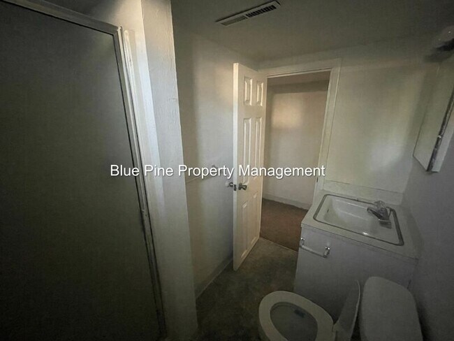 Building Photo - 960 Homer Ave