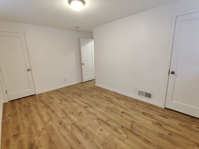Building Photo - 1407 Wright Ave