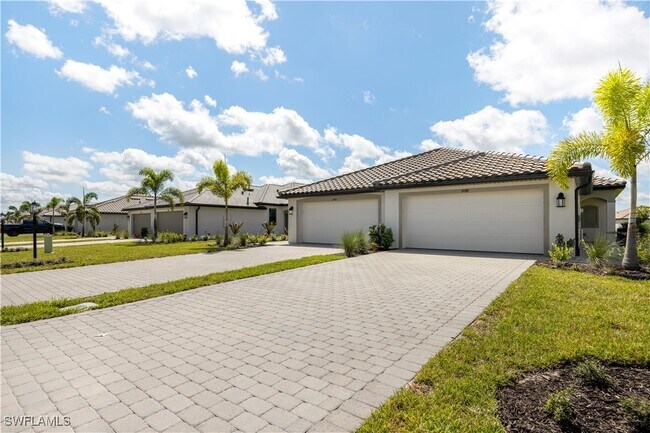 Building Photo - 19597 Hinkley Dr