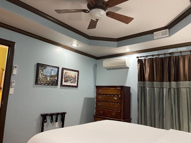 Building Photo - 1430 Juneau Way