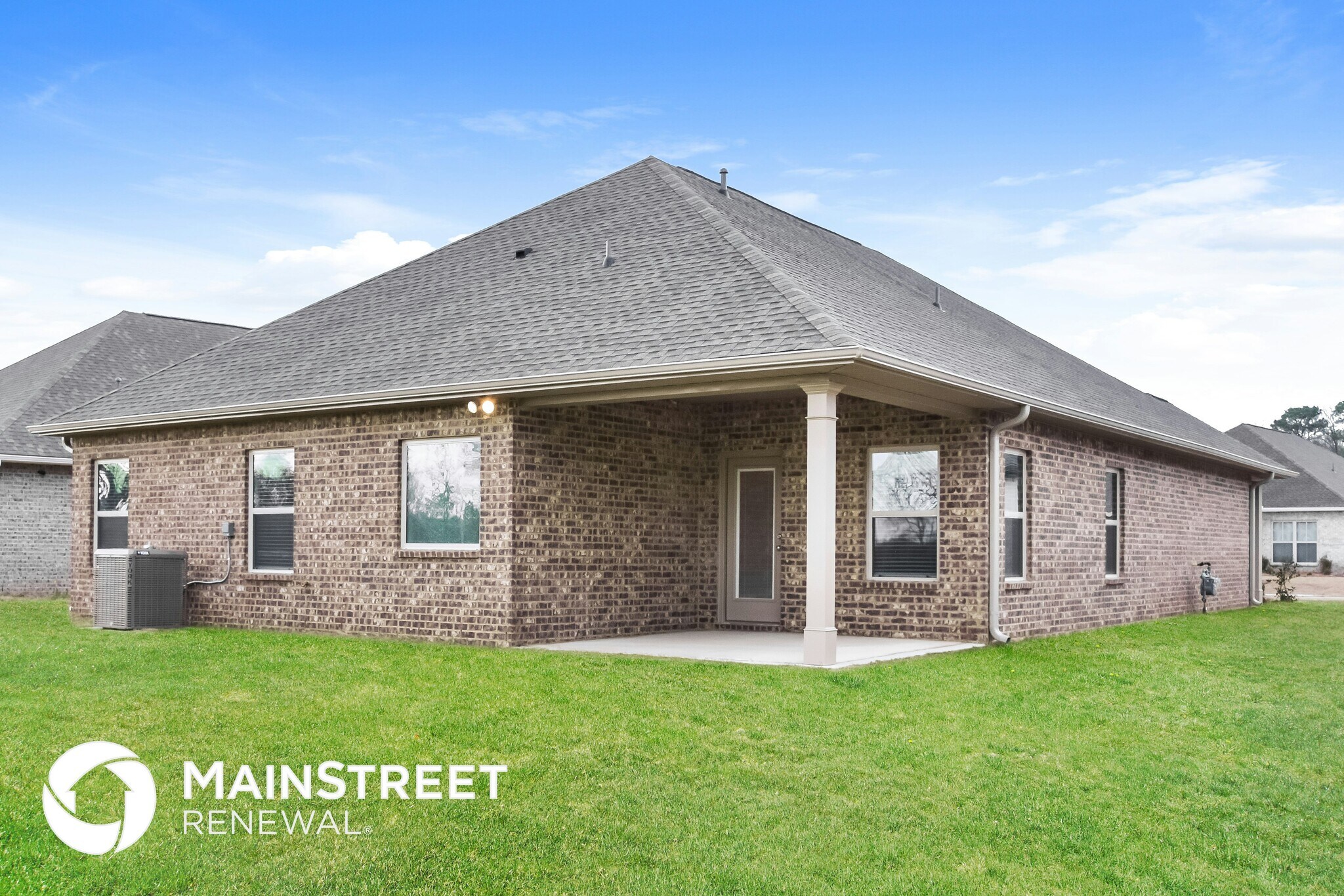 Building Photo - 9542 Hampton Oak Dr S E