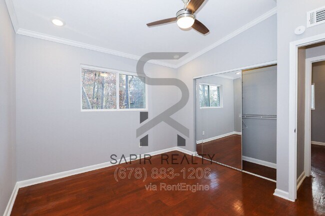 Building Photo - 1277 Goodwin Rd NE