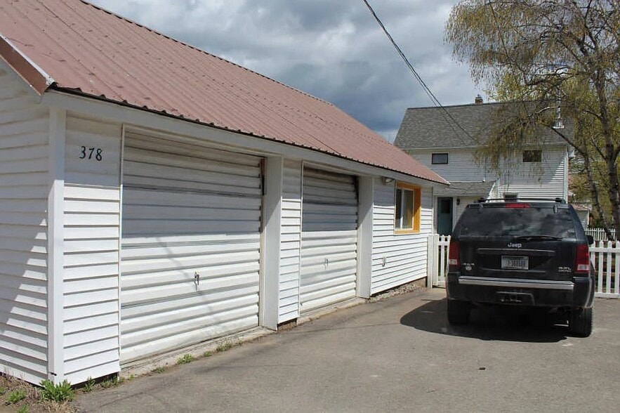 Building Photo - 378 5th Ave E