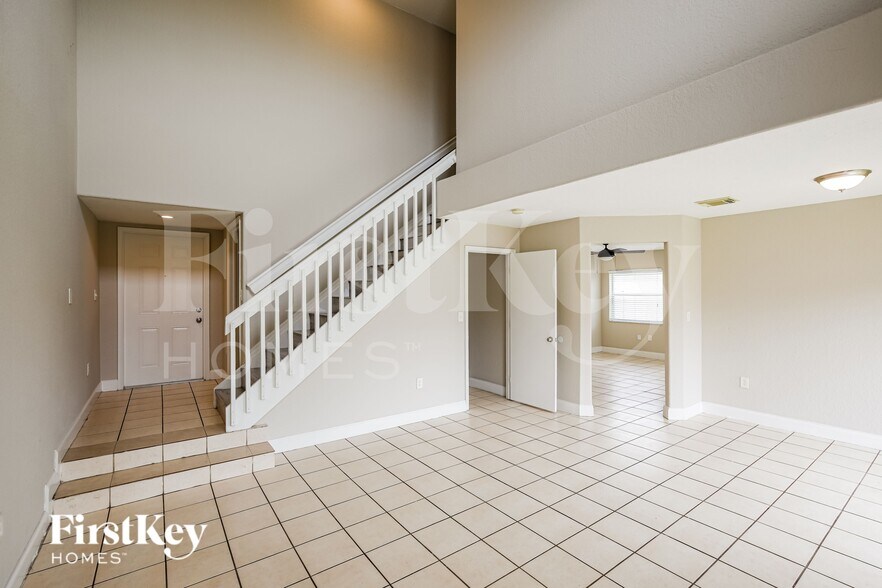 Building Photo - 18050 SW 142nd Ct