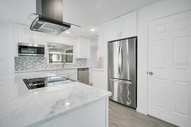 Building Photo - 50 Avalon Ct