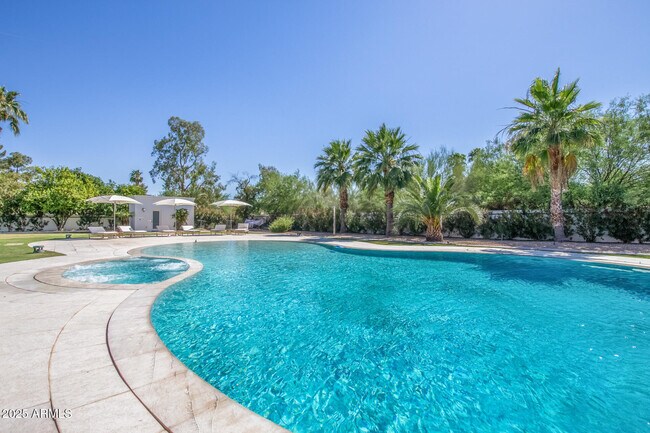 Building Photo - 9128 N 55th St