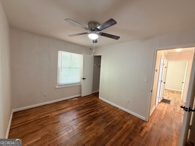 Building Photo - 1734 Cahoon St SW