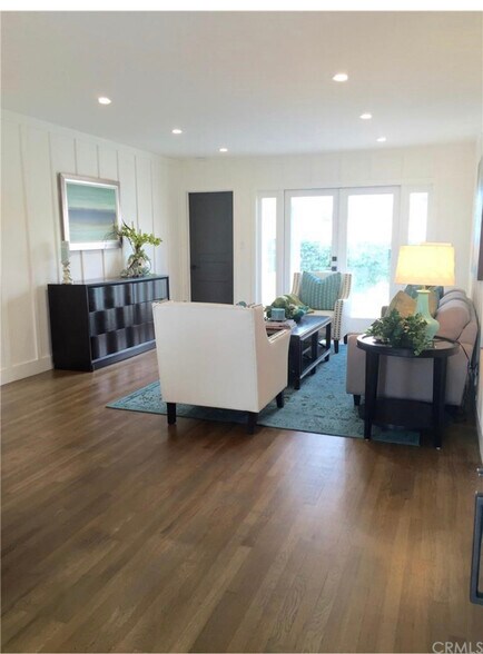 Building Photo - 5409 W 138th Plz