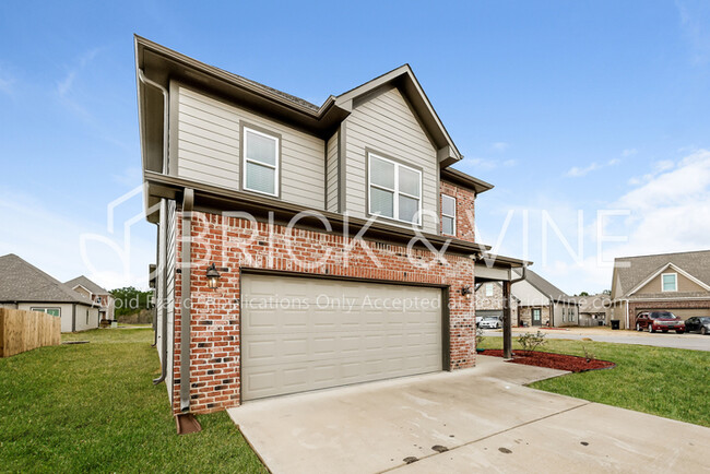 Building Photo - 5703 Cheshire Cove Cir