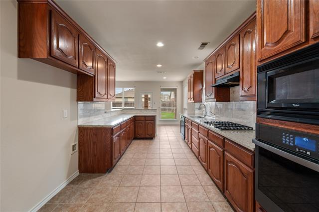 Building Photo - 2625 Alpena Dr