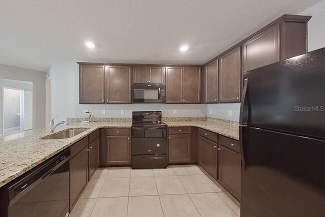 Building Photo - 8460 Indian Laurel Ln