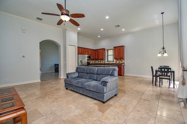 Building Photo - 10265 Isle Wynd Ct