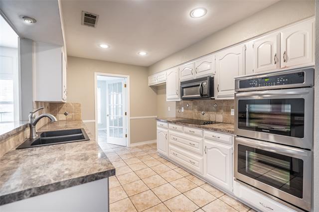 Building Photo - 2813 Glen Forest Ln