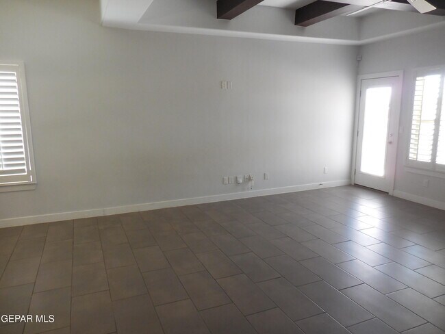 Building Photo - 13425 Emerald Crystal Dr
