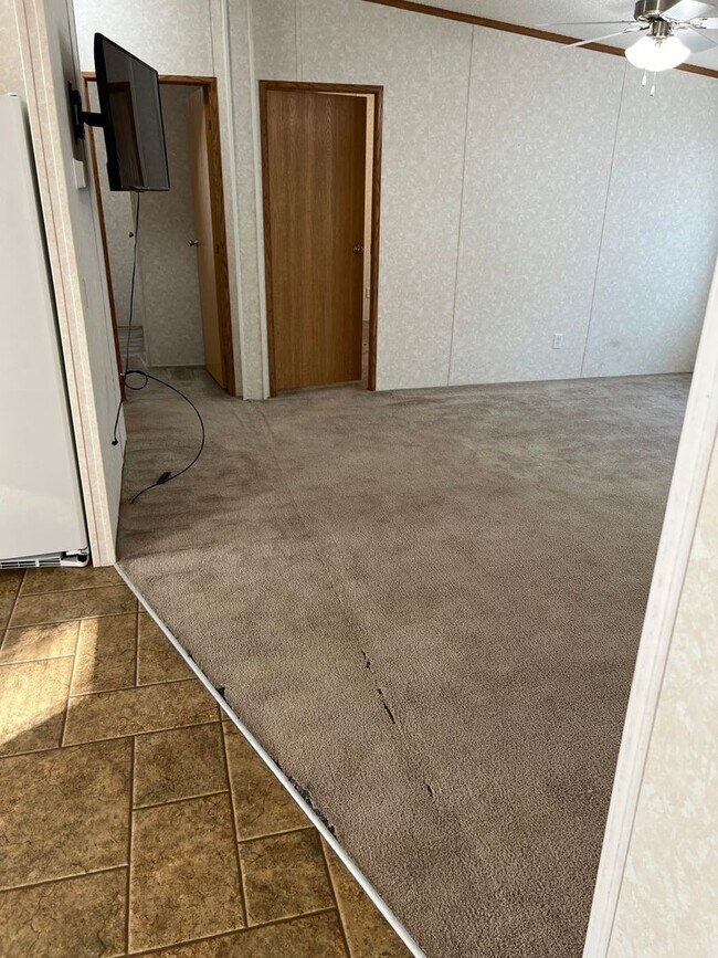 Building Photo - 3 Bedroom 2 Bath Modular Home with Many Amenities & Storage Shed