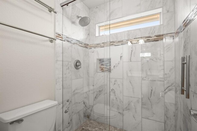 Building Photo - 6612 Casimir Cove