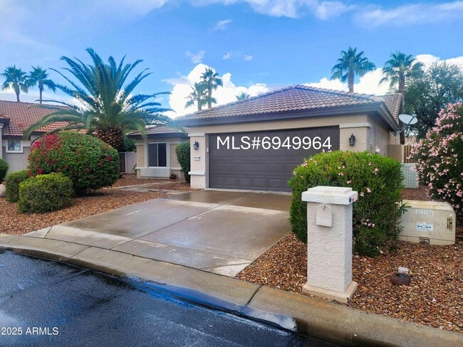 Building Photo - 14750 W Avalon Dr