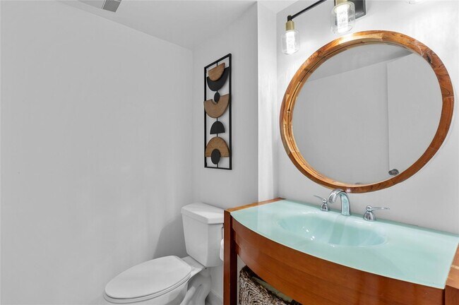 Building Photo - 3850 Galt Ocean Dr