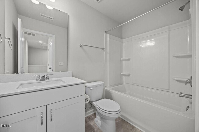 Building Photo - 200 Beacon Hl Rd