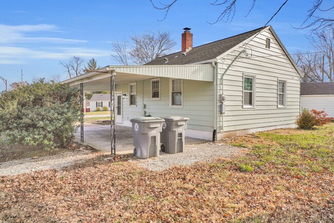 Building Photo - 2312 Willemette Ct