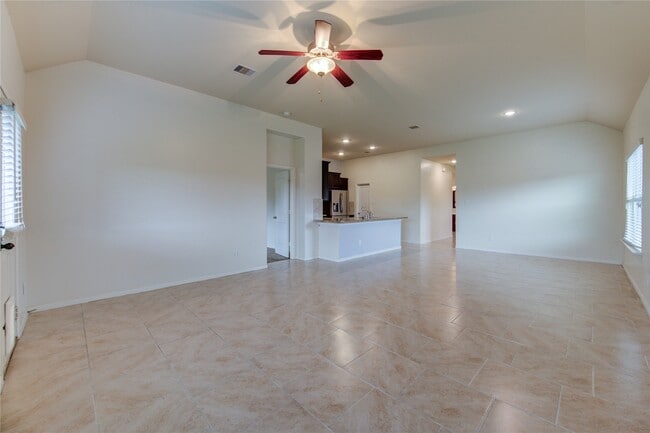 Building Photo - 734 Mill Spring Ct