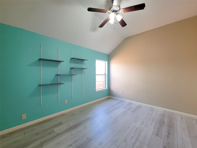 Building Photo - 9514 Garnet Falls Ln