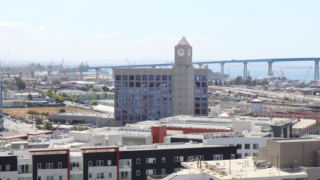 Building Photo - Downtown San Diego 1 bedroom 1 bath apartment For Rent