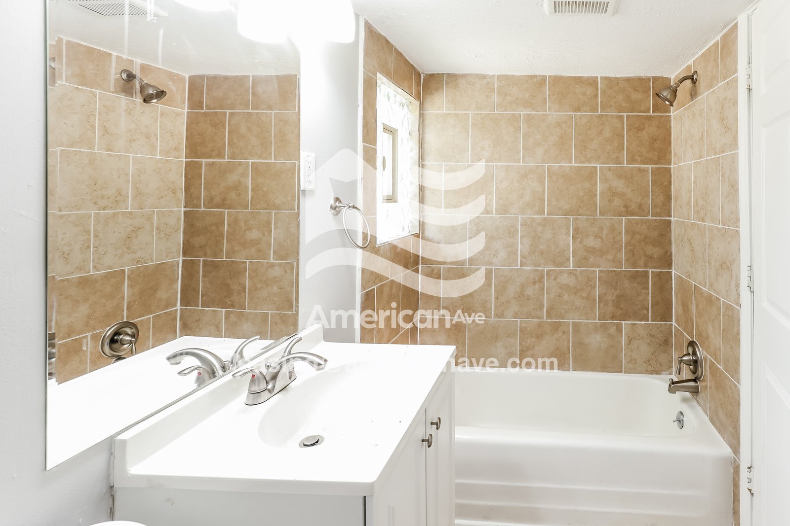 Building Photo - 3632 Jaynes St