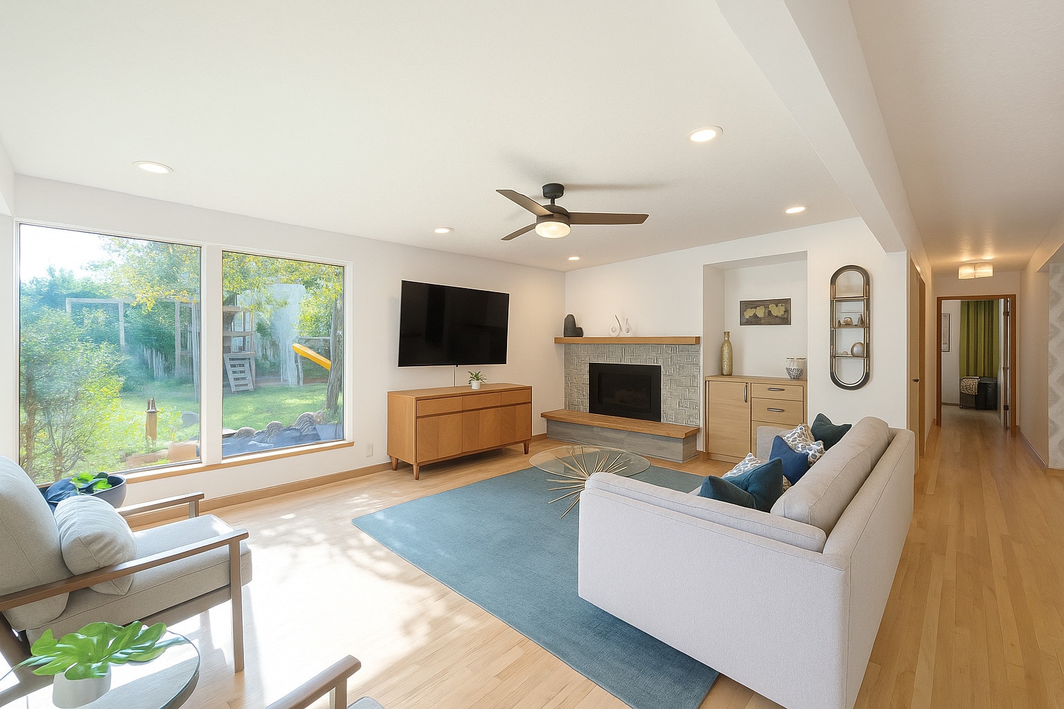 Building Photo - 3909 W Normandie Dr