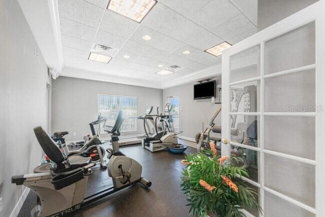 Building Photo - 2001 Bal Harbor Blvd