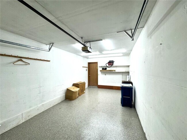 Building Photo - 15565 26th Ave N