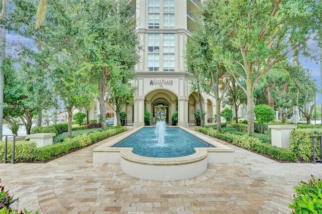 Building Photo - 550 Okeechobee Blvd