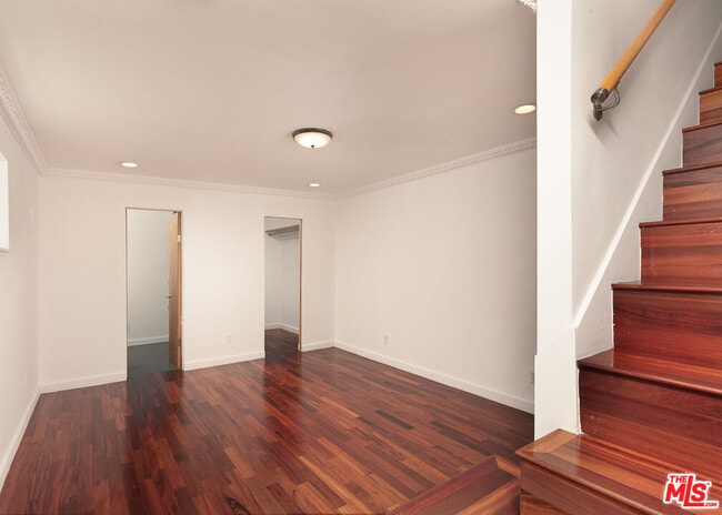 Building Photo - 2108 Tavern Trail