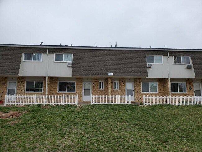 Building Photo - Pecan1919 (KC-AM)