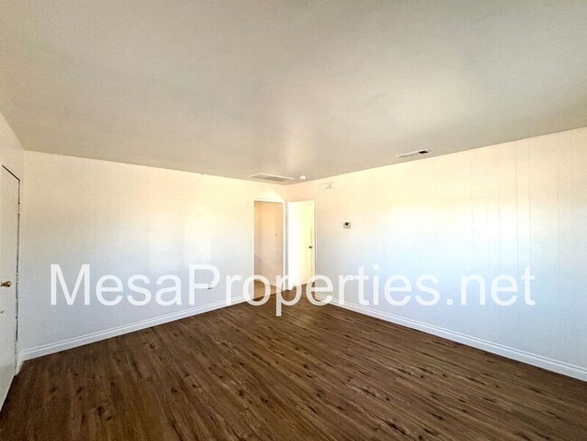 Building Photo - 15235 Cholame Rd
